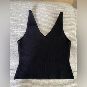 Artizia babaton ribbed v neck top